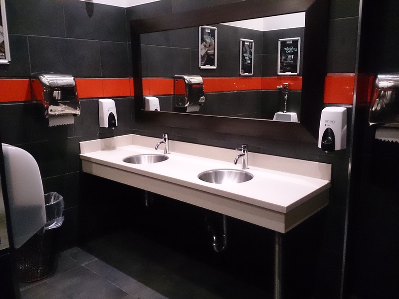 Lavabos - Salle de toilettes hommes