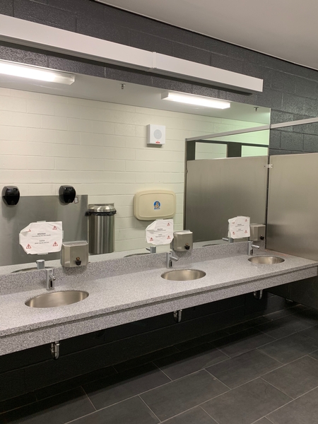 Salle de toilette accessible - Femme - Niveau 100 section 137-139