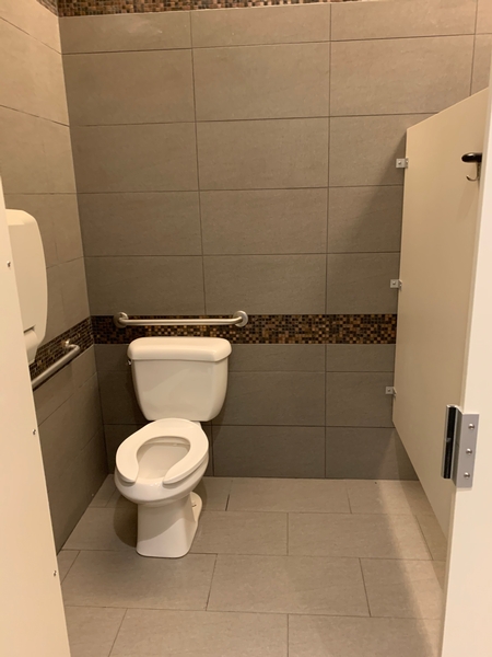 Salle de toilette 2e étage