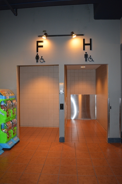 Niveau 2 - Salles de toilettes