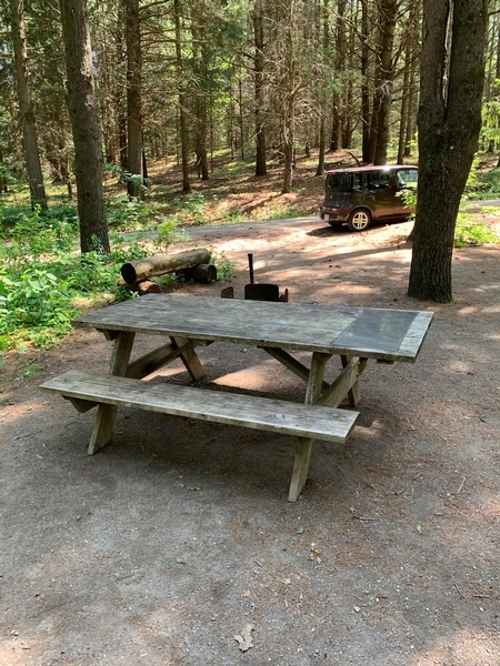 Table - Chalet accessible