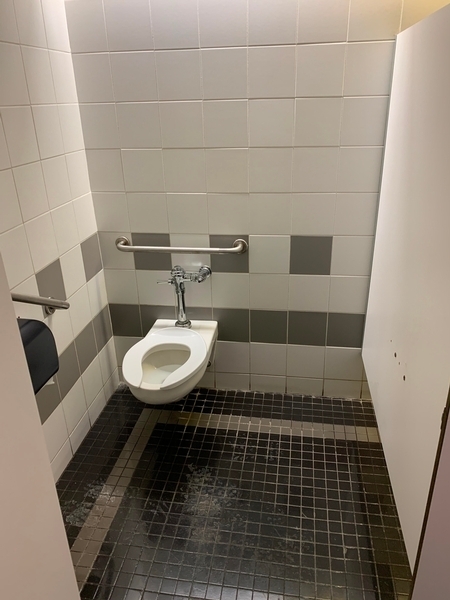 Salle de toilette - Mairie