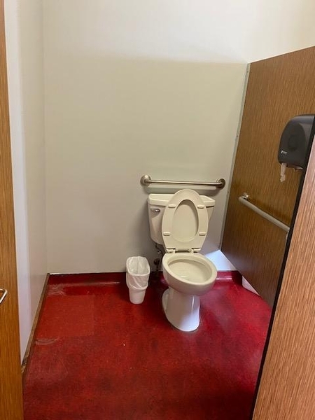 Cabine de toilette accessible