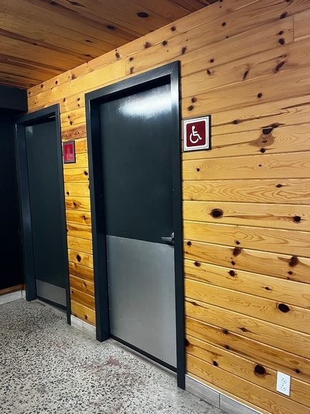 Moulin accès salle de toilette