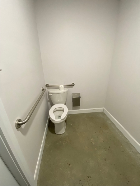 Toilette (1e étage)