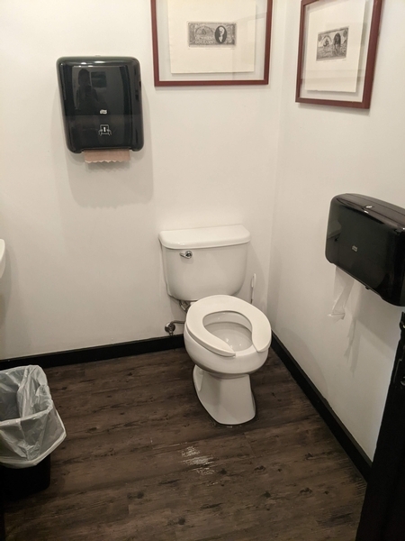 Toilette non-accessible