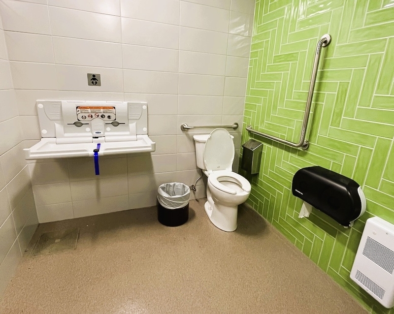 Salle de toilette - incluant la douche (sous-sol)