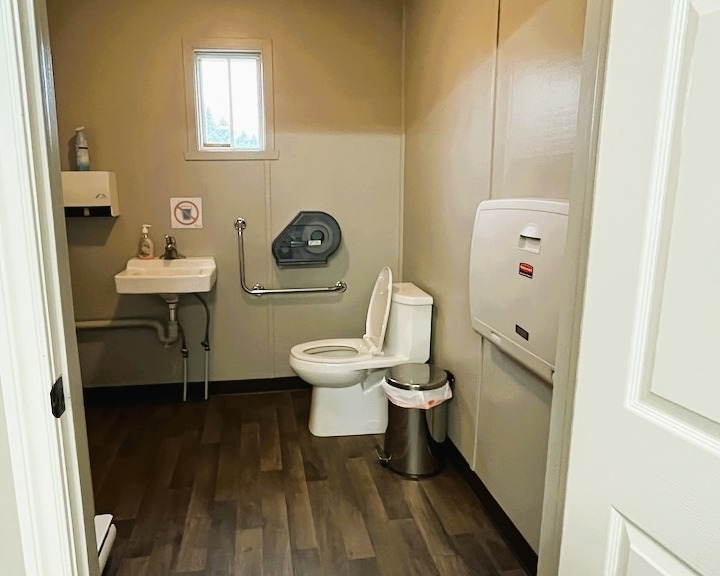 Accueil Ste-Lucie - salle de toilette