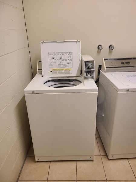 Machines à laver non-accessible (commandes éloignées)