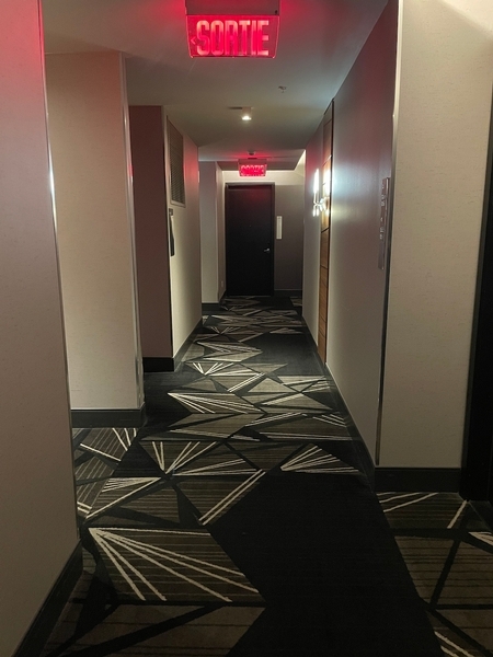 Corridor au 6e étage