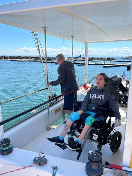 Excursion à bord du catamaran accessible 