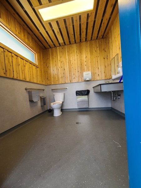 Salle de toilette #2 - Sentier du Banc