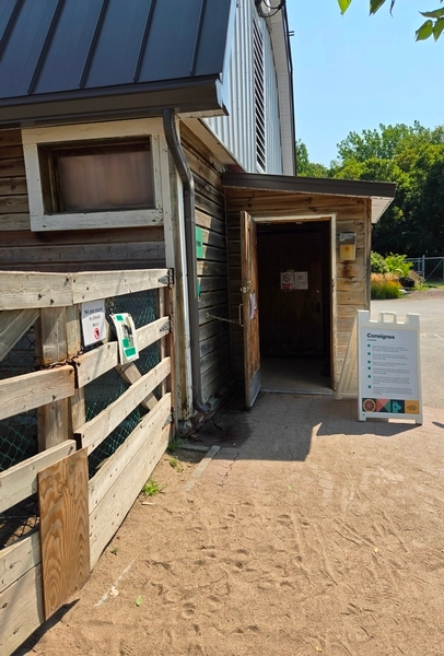 Entrée extérieure de la Ferme