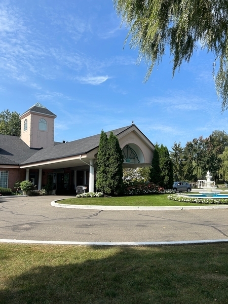 Pavillon sur le Lac - vue extérieure 